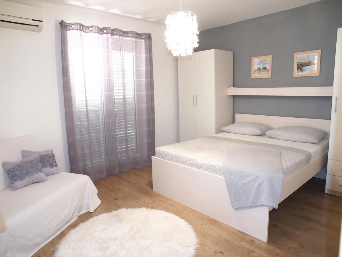 Apartmani Igor Makarska Exterior photo