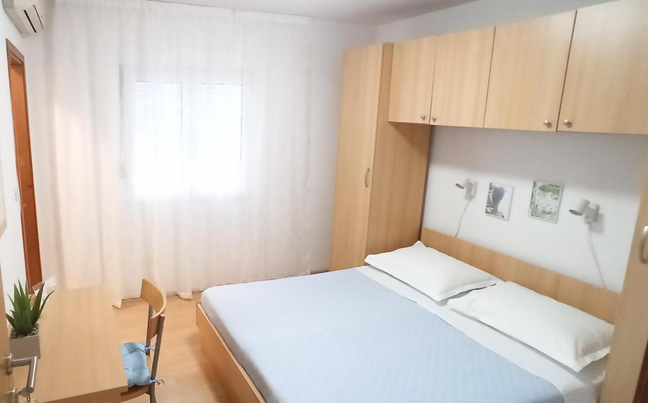 Apartmani Igor Makarska Room photo