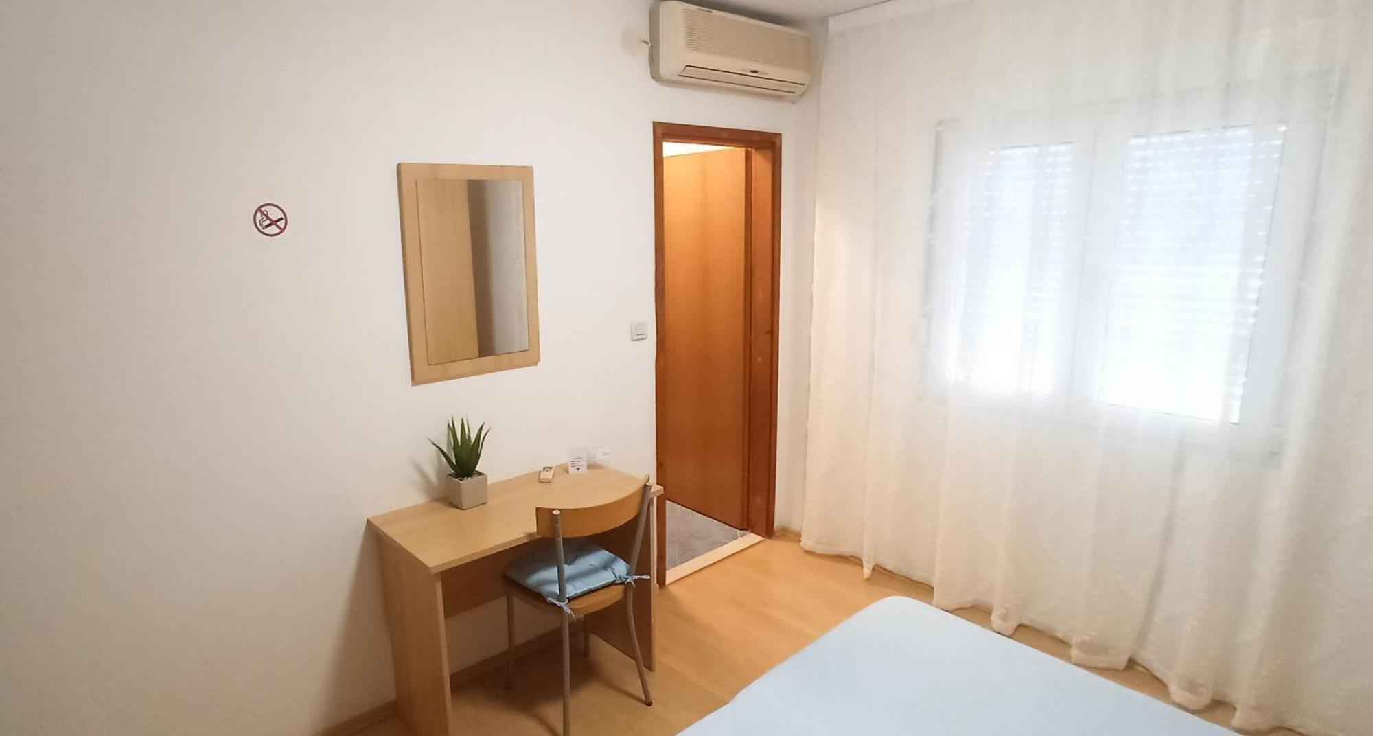 Apartmani Igor Makarska Room photo